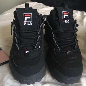 all black FILA disrupters size 6T brand new
